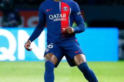 爱游戏下载-包含巴黎圣日耳曼憾负图卢兹，失去全胜势头的词条