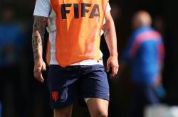 爱游戏tv-荷兰险胜智利，德利赫特三分雨点燃全场的简单介绍