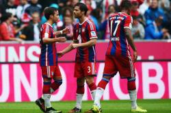 爱游戏APP-撒哈拉飓风席卷绿茵，伊萨克单骑撕碎几内亚墙，阿尔及利亚奏响北非战吼