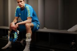 爱游戏下载-欧冠之夜，赖斯一锤定音，个人能力的极致绽放