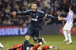 爱游戏网页版-戈贝尔只手遮天！新疆队强行终结公牛不败神话