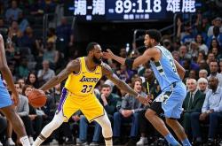 爱游戏娱乐-关于湖人全队伤病不断，主力缺阵令人担忧的信息