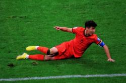 爱游戏APP-包含球队状态神勇，锋线进攻势不可挡的词条