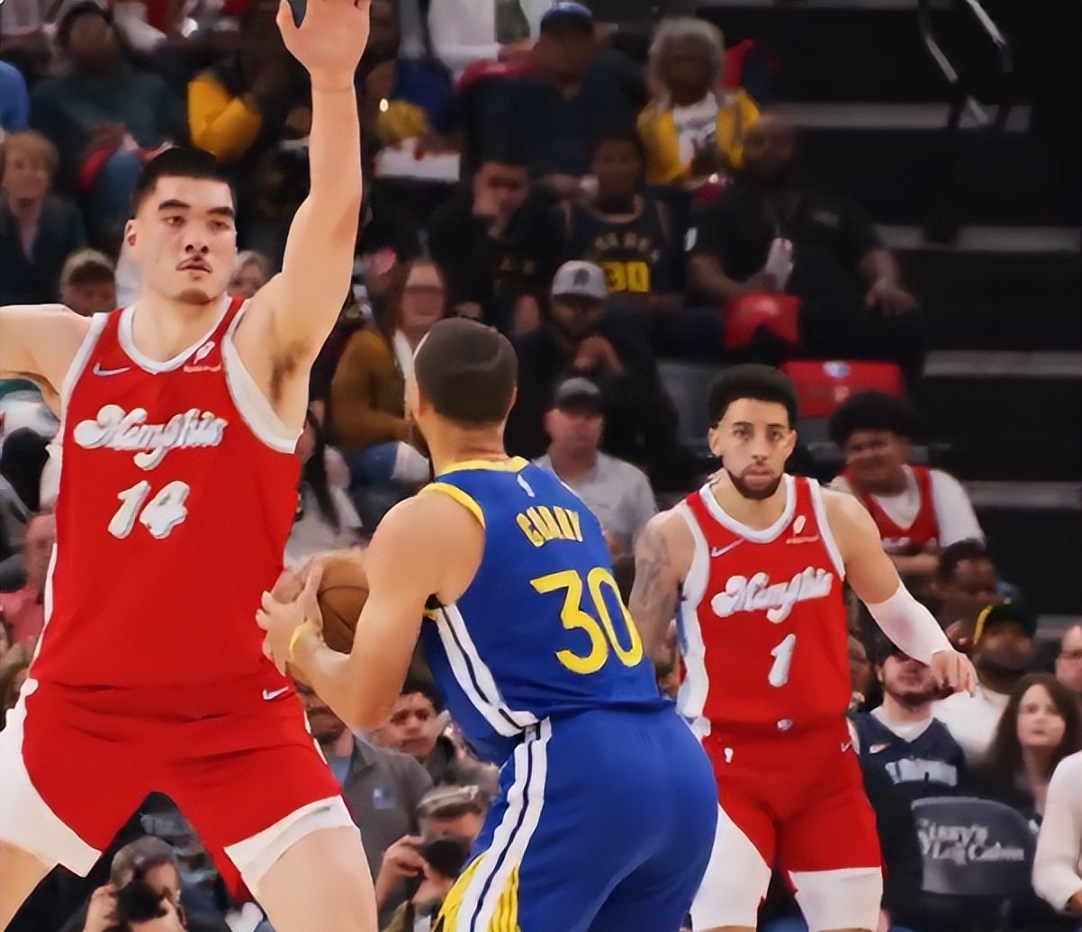 爵士险胜灰熊，巴图姆关键制胜的简单介绍