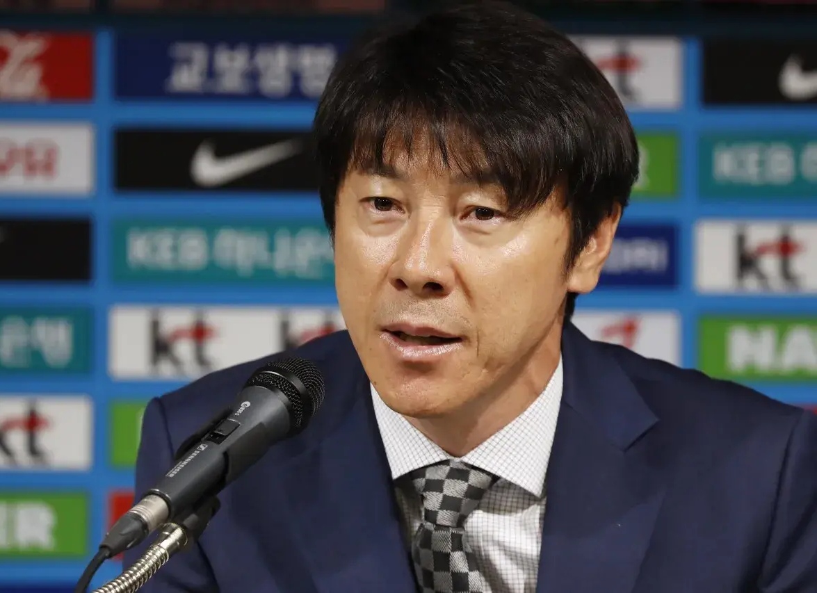 印尼队完胜泰国队，辛杜高光表现