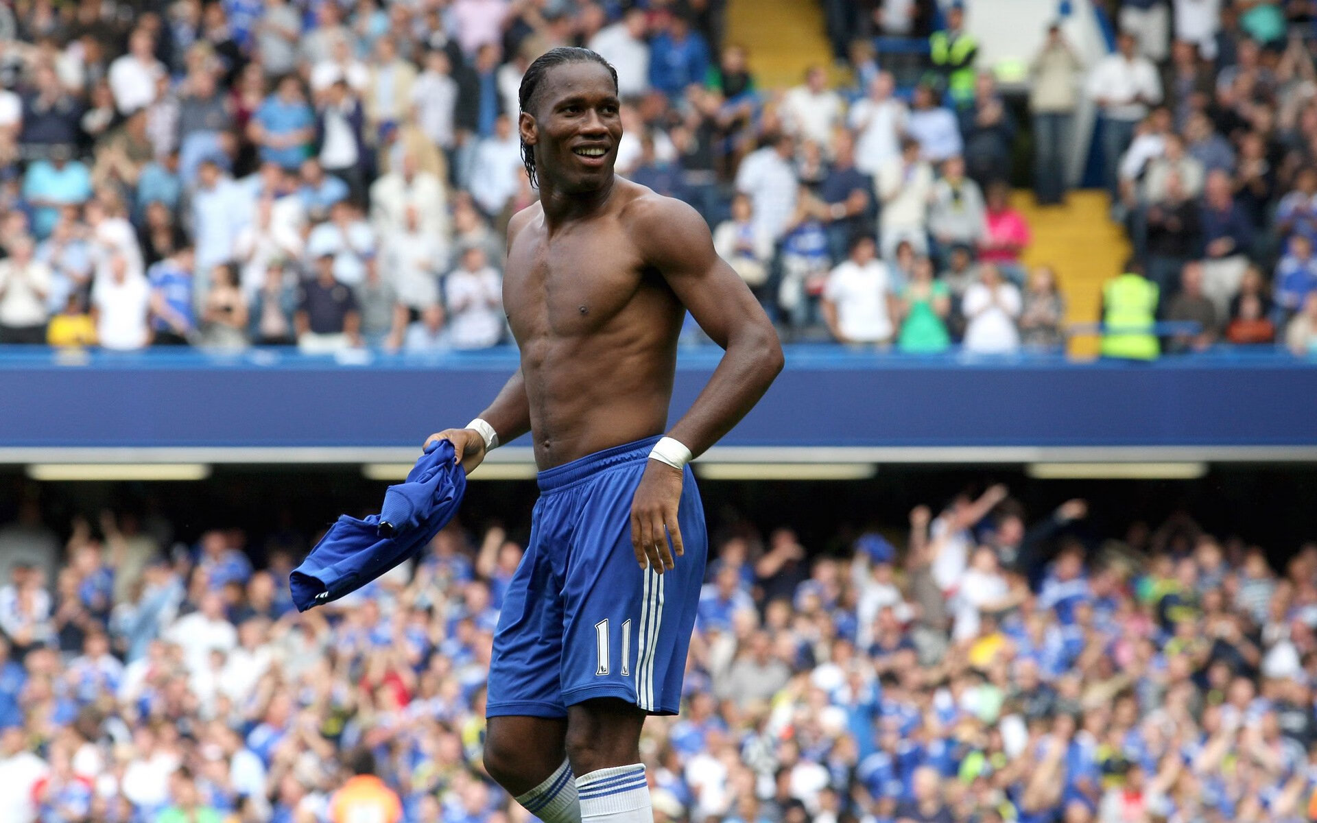 跨界巅峰，深圳雷霆之战与英超福克斯时刻—论决胜时刻的领袖意志