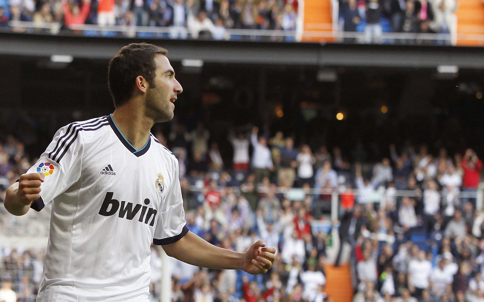 青春风暴席卷北非之夜，加维的爆发与突尼斯如何一波带走多特蒙德