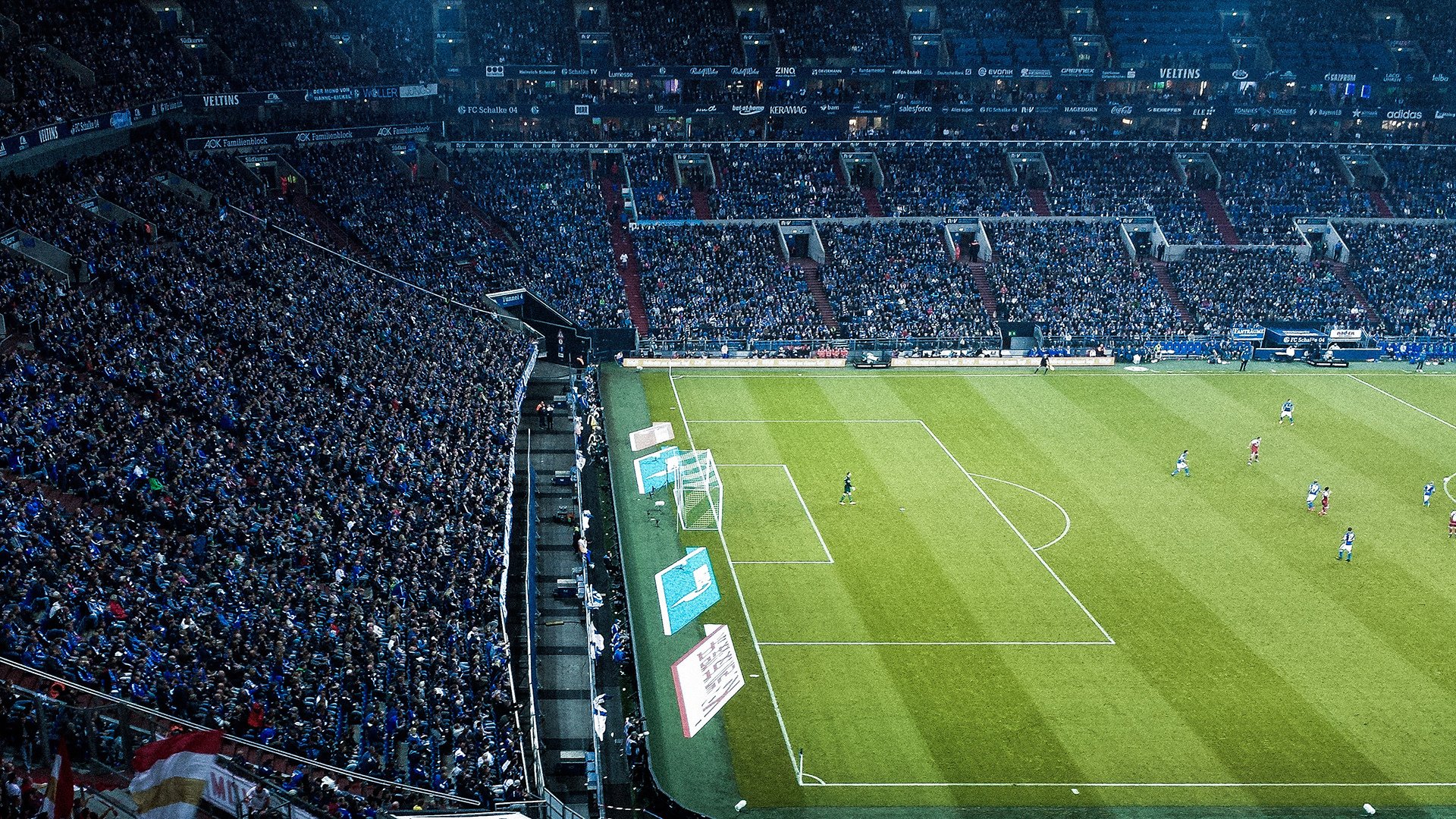 赛道之外，当F1年度争冠焦点战遇上亚特兰大终结突尼斯