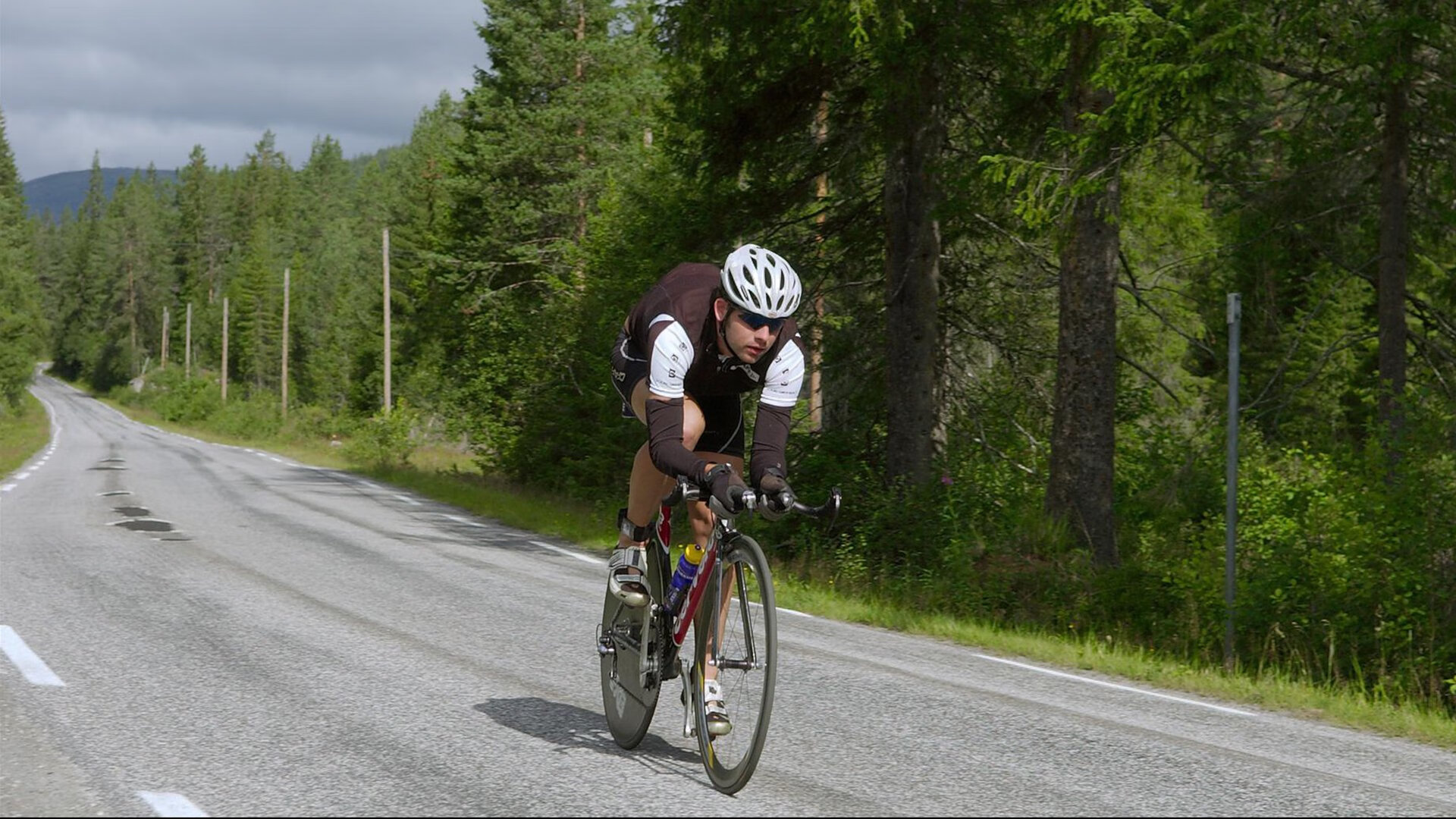 羽坛新纪元,印尼队完胜韩国队,李梓嘉点燃赛场之夜